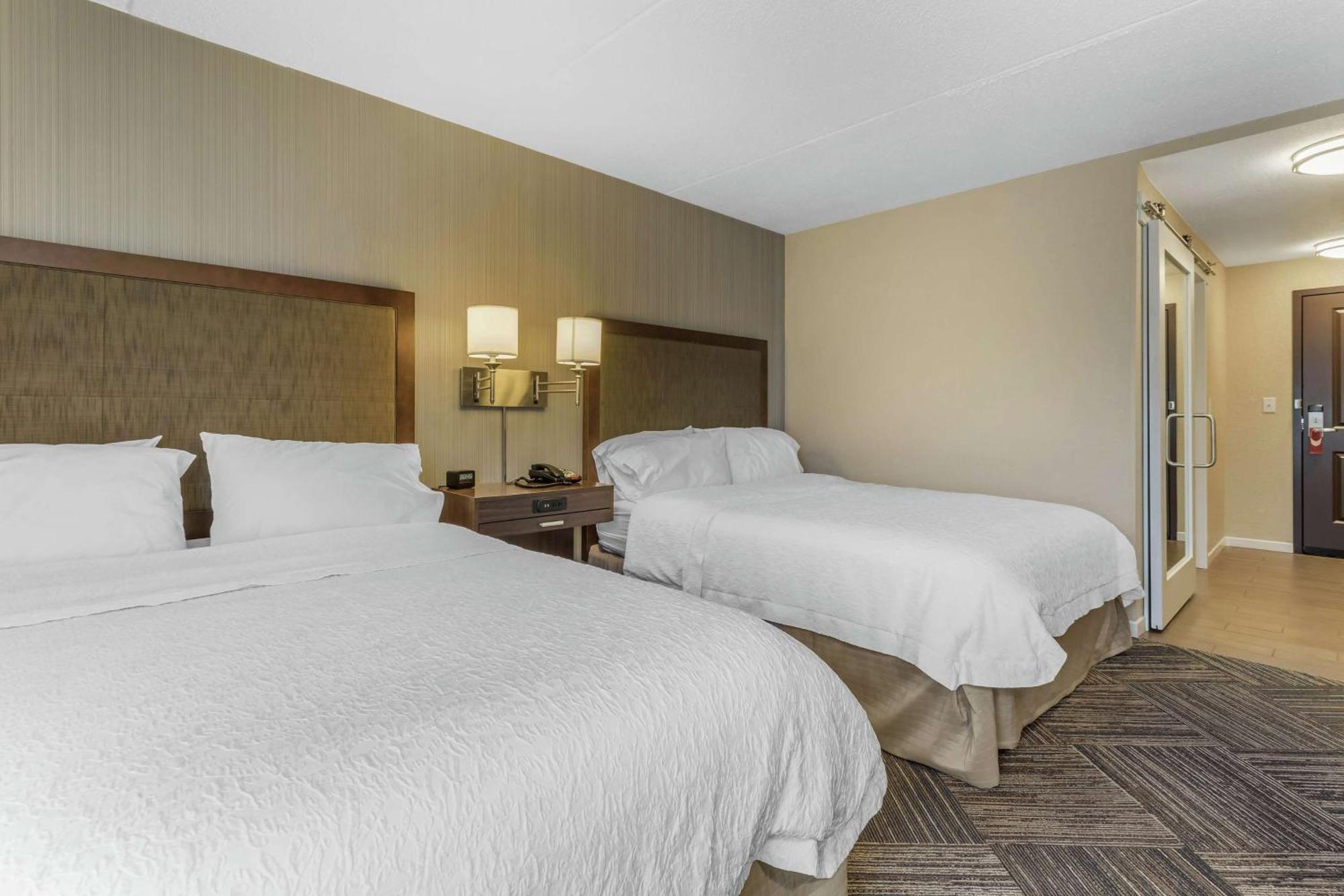 Hampton Inn Green Bay Downtown Exterior foto
